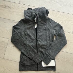 NWT brand new Lululemon scuba full zip hoodie, size 4, heathered speckled black